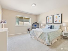 16425 SE 46th Court, Bellevue WA 98006