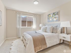 16425 SE 46th Court, Bellevue WA 98006