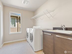 16425 SE 46th Court, Bellevue WA 98006