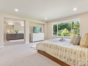 16425 SE 46th Court, Bellevue WA 98006