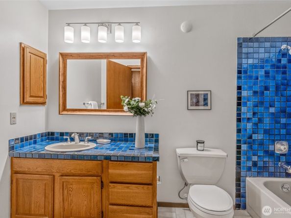 2620 4th Avenue N 603, Seattle WA 98109