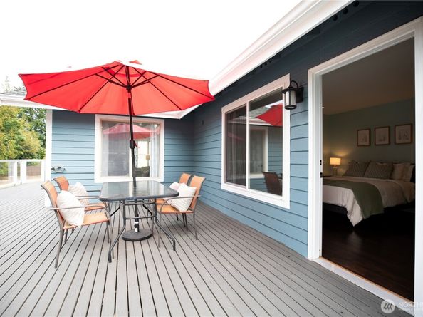 6096 Widgeon Ct, Bremerton WA 98312