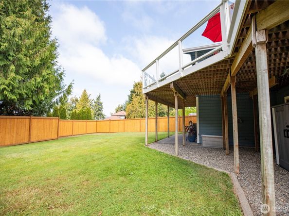 6096 Widgeon Ct, Bremerton WA 98312