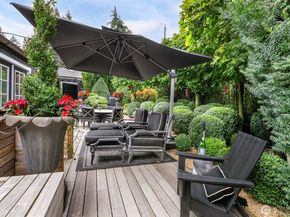 10303 15th Avenue NE, Seattle WA 98125