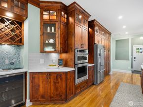 3247 Walnut Ave SW, Seattle WA 98116