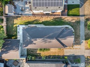 3247 Walnut Ave SW, Seattle WA 98116