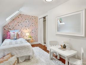 5531 28th Avenue NE, Seattle WA 98105