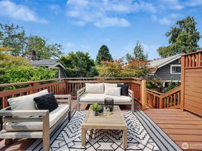 5531 28th Avenue NE, Seattle WA 98105
