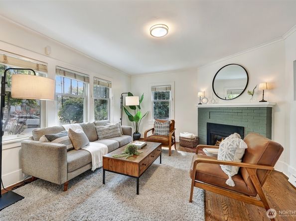 5531 28th Avenue NE, Seattle WA 98105