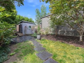 5531 28th Avenue NE, Seattle WA 98105