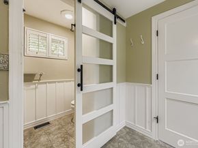 17012 SE 40th Court, Bellevue WA 98008
