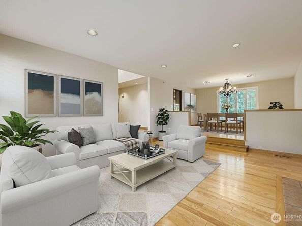 17012 SE 40th Court, Bellevue WA 98008
