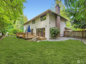 17012 SE 40th Court, Bellevue WA 98008