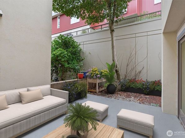 5038 California Avenue SW 2, Seattle WA 98136