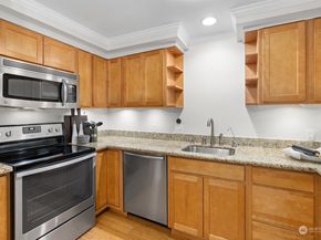 5038 California Avenue SW 2, Seattle WA 98136