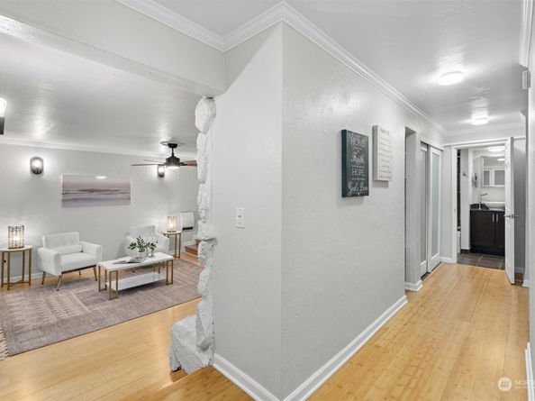 5038 California Avenue SW 2, Seattle WA 98136