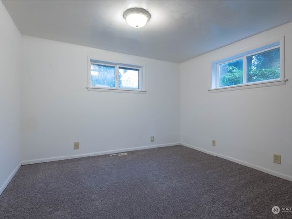3212 Rocky Point Road NW, Bremerton WA 98312