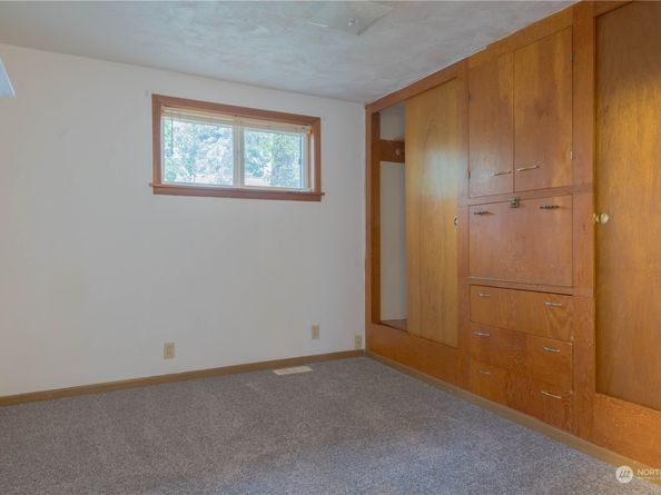 3212 Rocky Point Road NW, Bremerton WA 98312