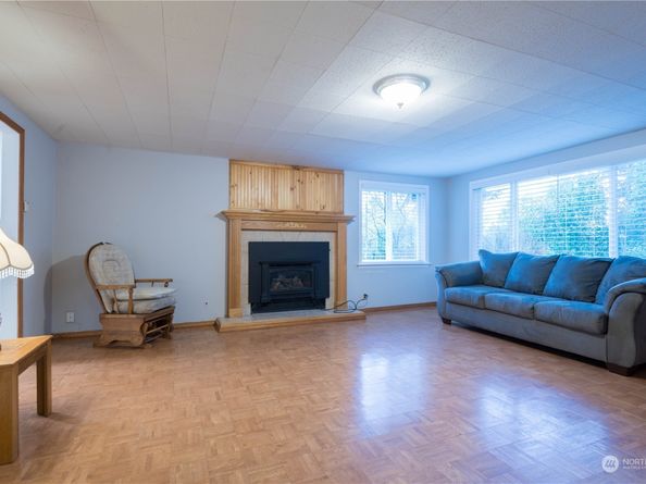 3212 Rocky Point Road NW, Bremerton WA 98312