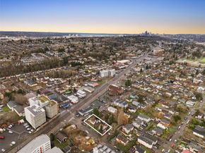 6754 40th Avenue S, Seattle WA 98118