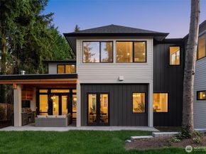 1588 102nd Avenue NE, Bellevue WA 98004