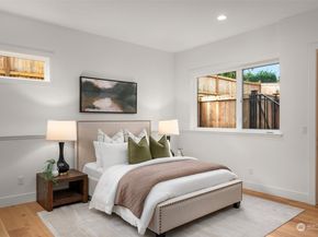 1588 102nd Avenue NE, Bellevue WA 98004