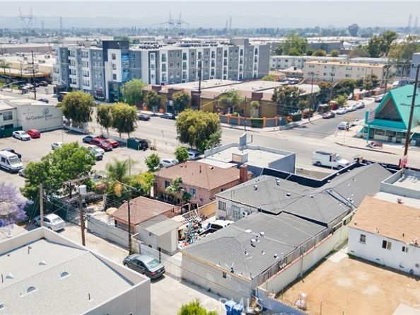 7436 Lankershim Boulevard, North Hollywood (los Angeles) CA 91605