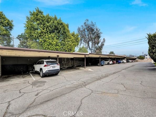 11813 Runnymede Street 44, North Hollywood (los Angeles) CA 91605