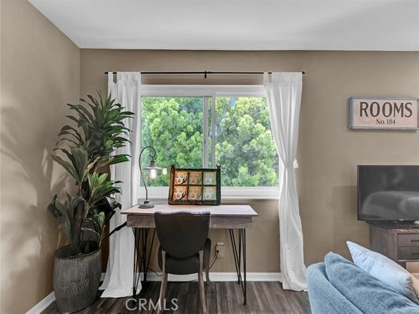 11813 Runnymede Street 44, North Hollywood (los Angeles) CA 91605