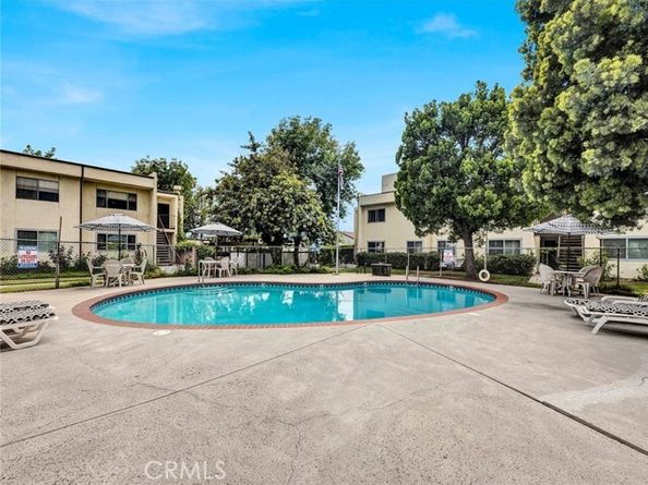 11813 Runnymede Street 44, North Hollywood (los Angeles) CA 91605