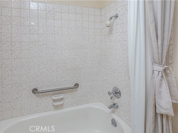 6849 Whitaker Avenue, Los Angeles CA 91406