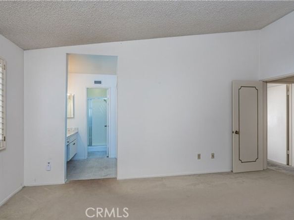 6849 Whitaker Avenue, Los Angeles CA 91406