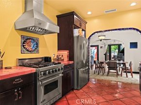11232 Oxnard Street, North Hollywood (los Angeles) CA 91606