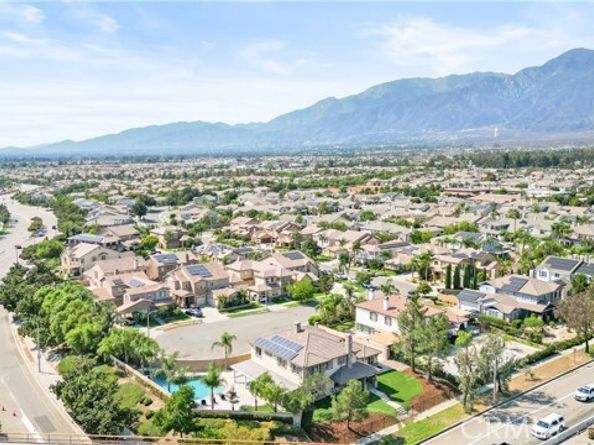 7685 Hitching Post Court, Rancho Cucamonga CA 91739
