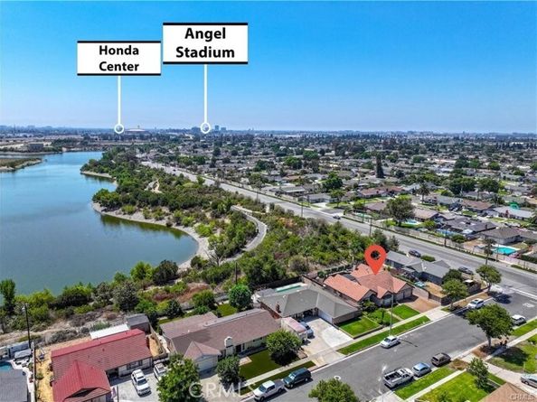 2810 E Burntwood, Anaheim CA 92806