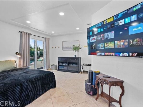 2810 E Burntwood, Anaheim CA 92806