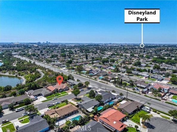 2810 E Burntwood, Anaheim CA 92806