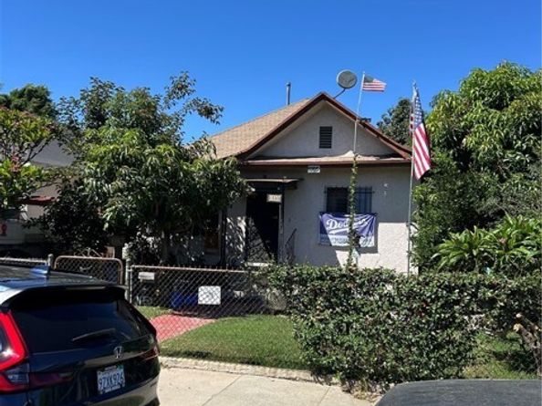 1155 Rolland Curtis, Los Angeles CA 90037