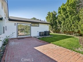 10007 Debra Avenue, Granada Hills (los Angeles) CA 91343
