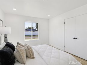 10007 Debra Avenue, Granada Hills (los Angeles) CA 91343