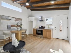 10007 Debra Avenue, Granada Hills (los Angeles) CA 91343