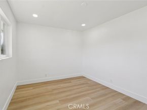 10007 Debra Avenue, Granada Hills (los Angeles) CA 91343