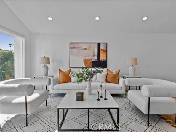 131 S Francisco, Anaheim CA 92807