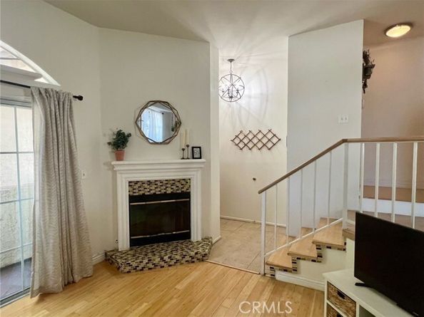 19950 Sherman Way A, Winnetka (los Angeles) CA 91306