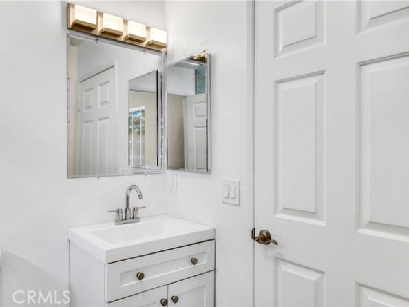 14383 Nordhoff Street A, Panorama City (los Angeles) CA 91402