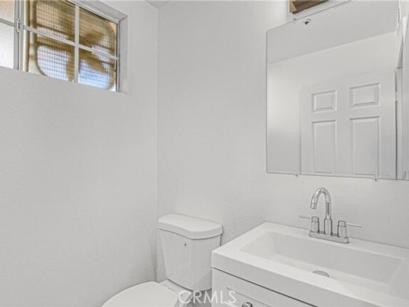 14383 Nordhoff Street A, Panorama City (los Angeles) CA 91402