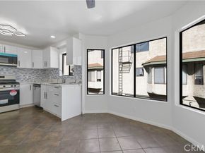7550 Zombar 11, Van Nuys (los Angeles) CA 91406