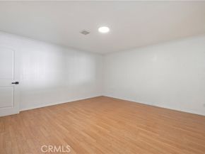 7550 Zombar 11, Van Nuys (los Angeles) CA 91406