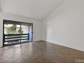 7550 Zombar 11, Van Nuys (los Angeles) CA 91406