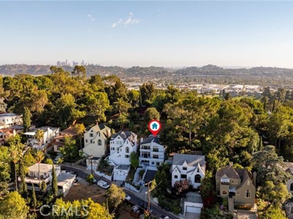 1425 Columbia Dr, Glendale CA 91205